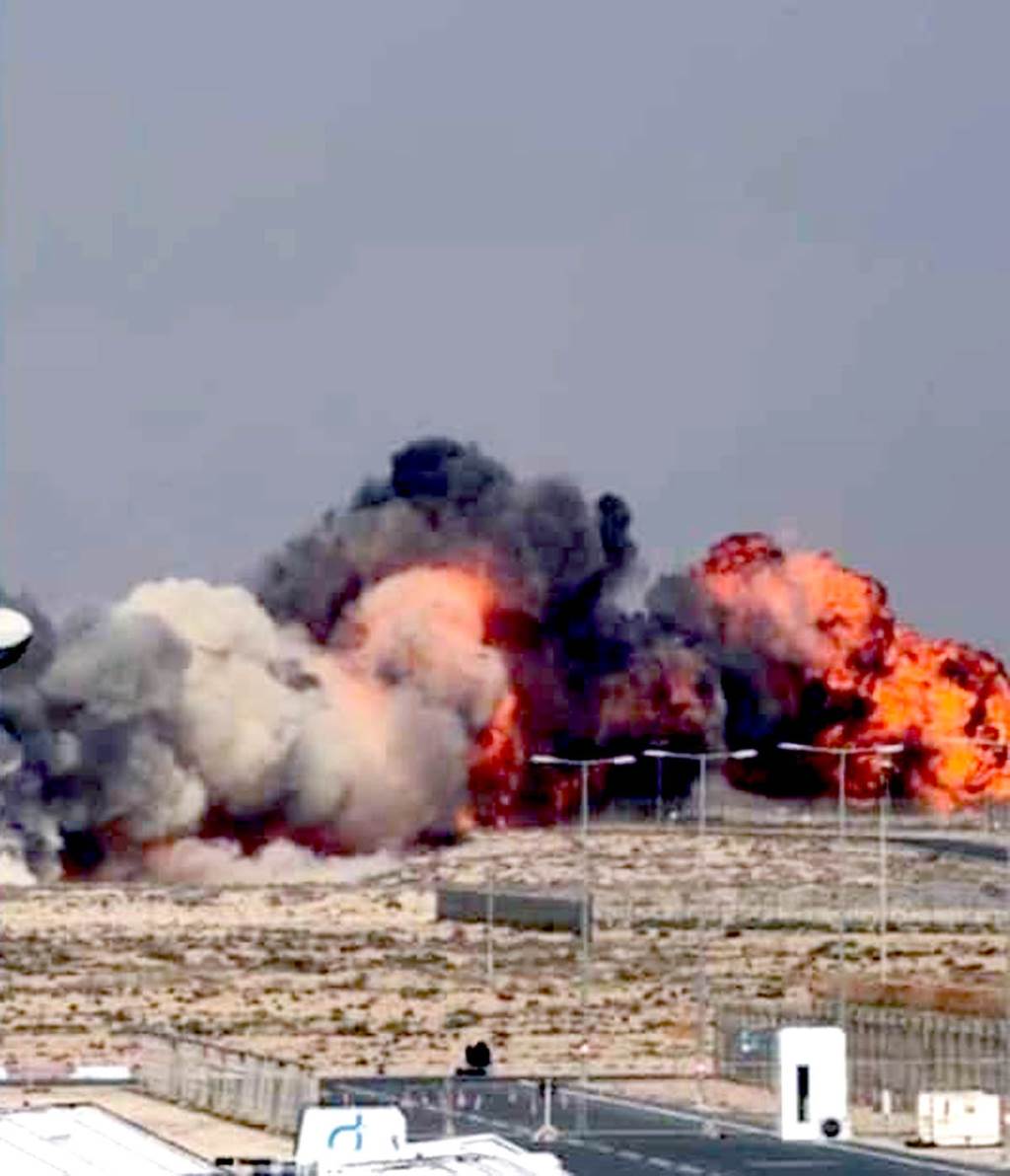 Indian Tejas fighter jet crashes at Dubai Air Show pilot killed